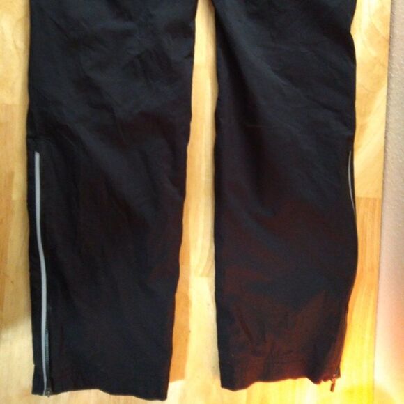 Vintage Storm Fit Nike Oregon Ducks Wind Pants Joggers Trainers - Picture 11 of 11